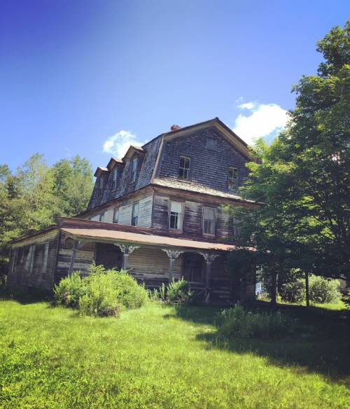 Typical old Catskills House, Hunter, NY (c) Judith Heneghan